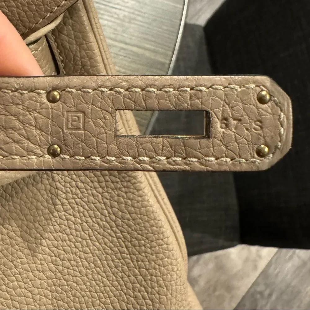 Birkin 35 Gris Tourterelle Togo Leather GHW - Picture 4 of 8